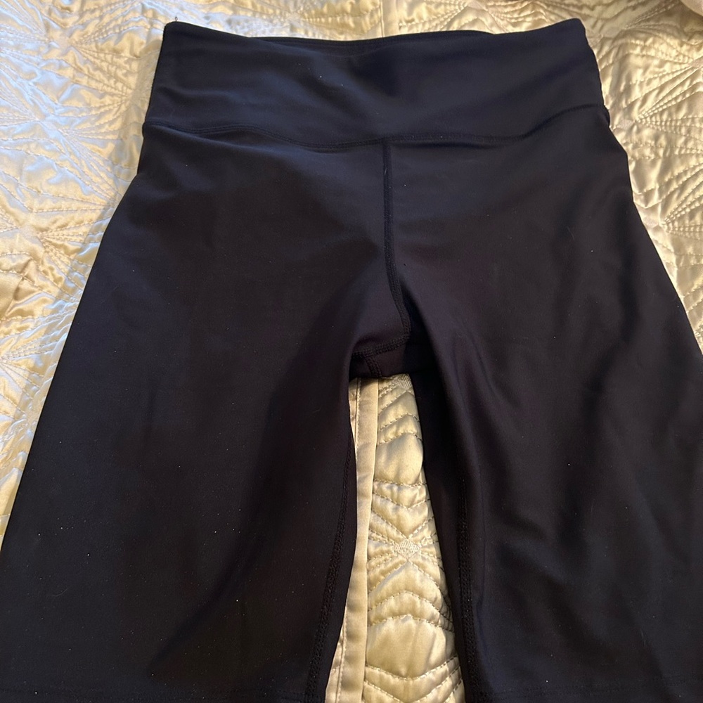 SOUL CYCLE cycling shorts black M NWOT